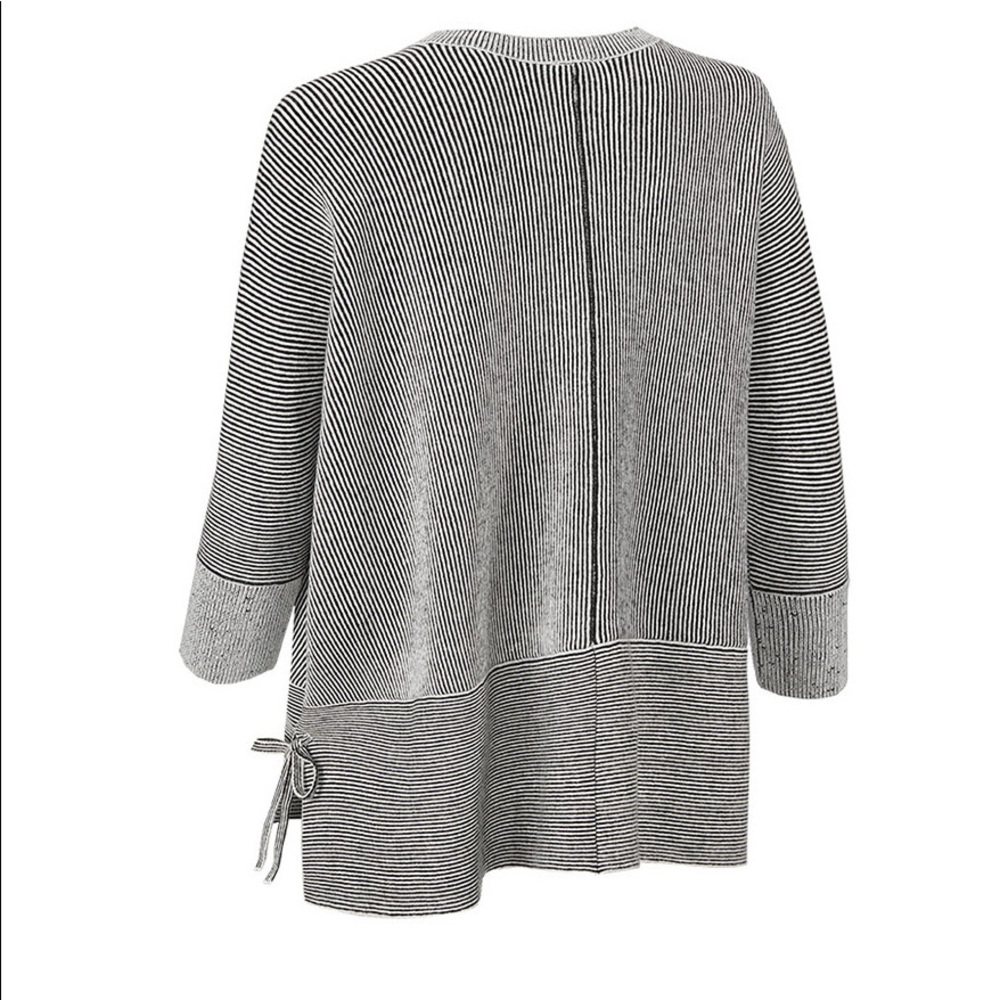 Cabi Cupid’s Cardi - Picture 2 of 3